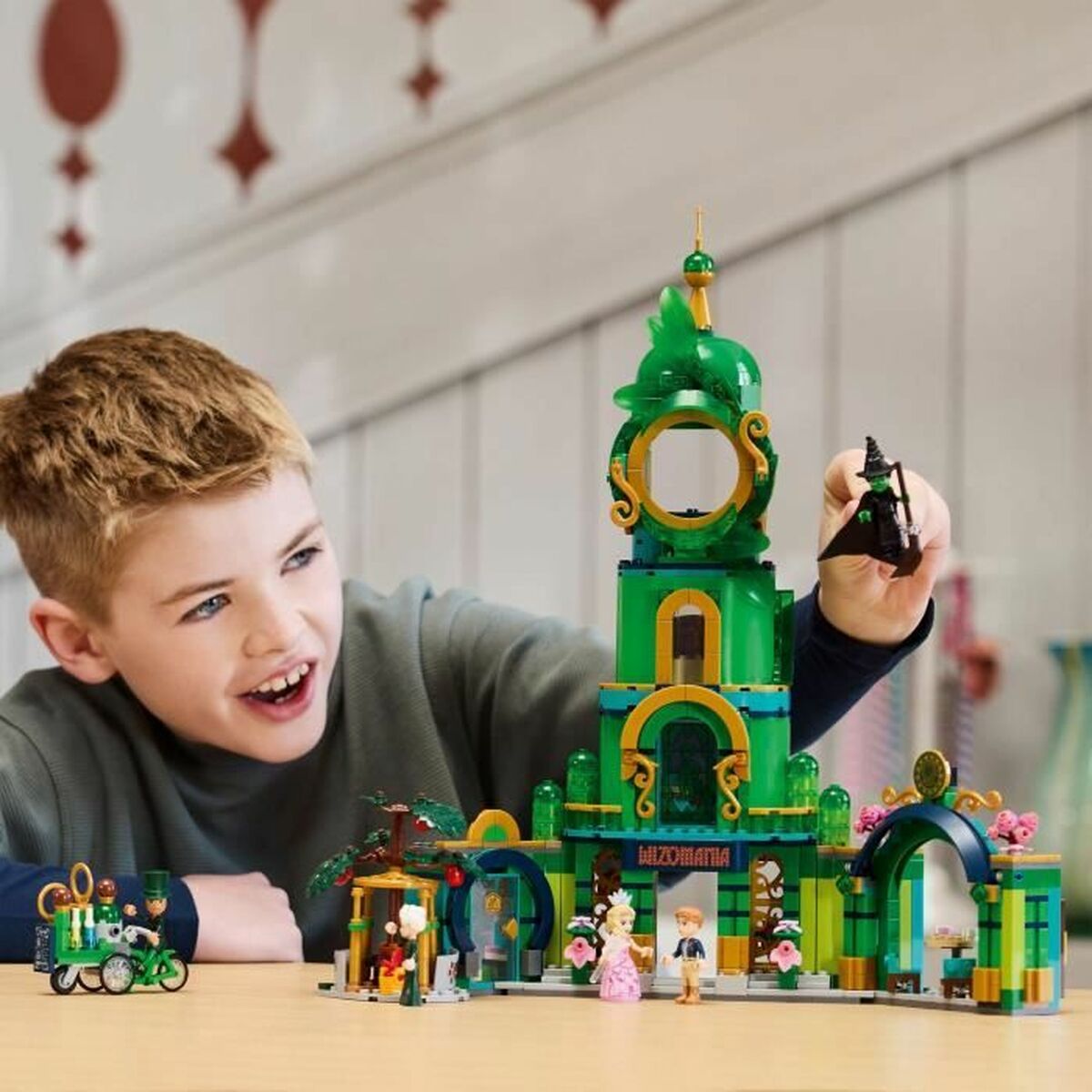 Lego Konstruktsioon Komplekt Lego Wicked 75684 Welcome To Emerald City 945 Tükid, Osad