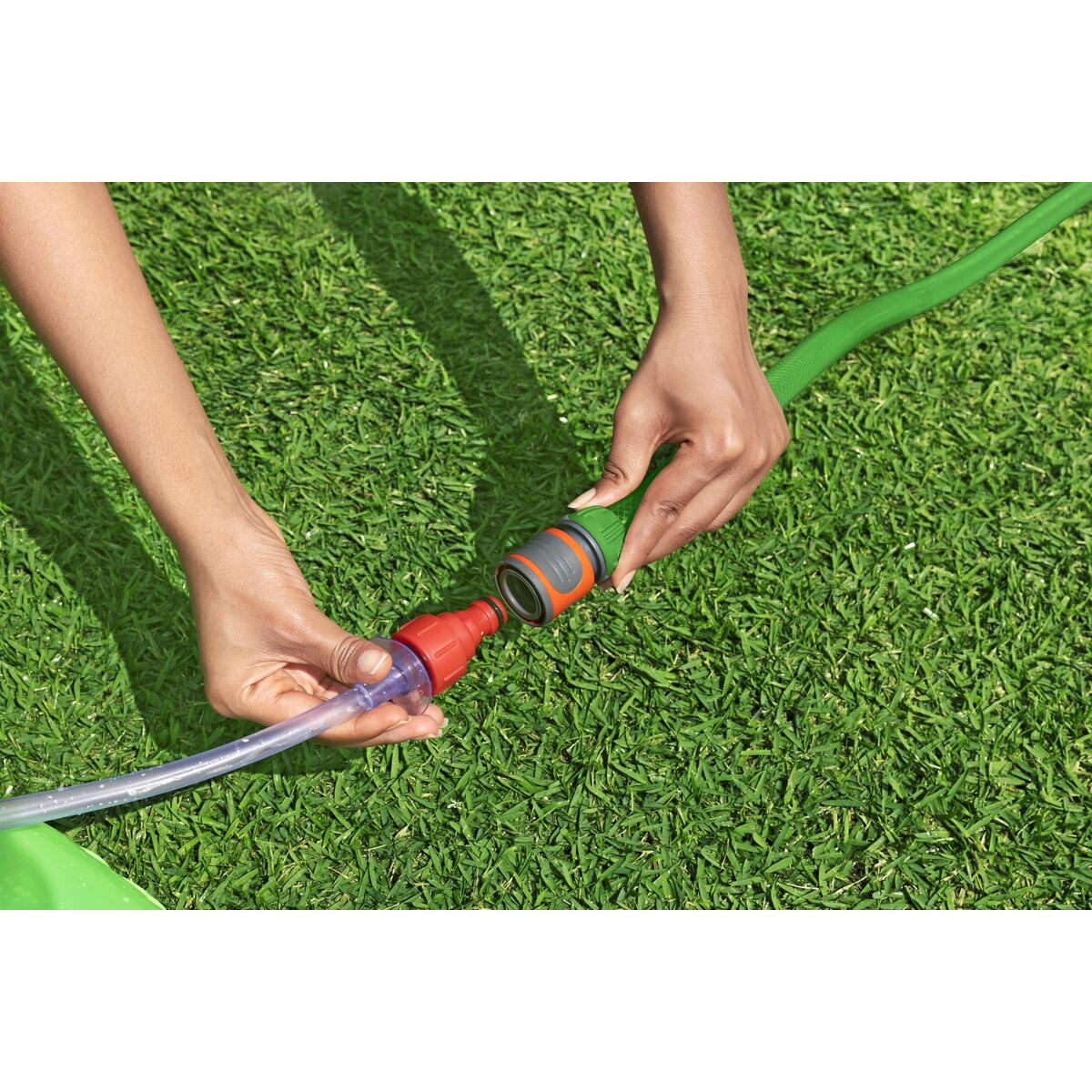 Bestway Veevihmutiga Ja Pihustiga Mänguasi Bestway Plastmass 244 X 84 X 198 Cm